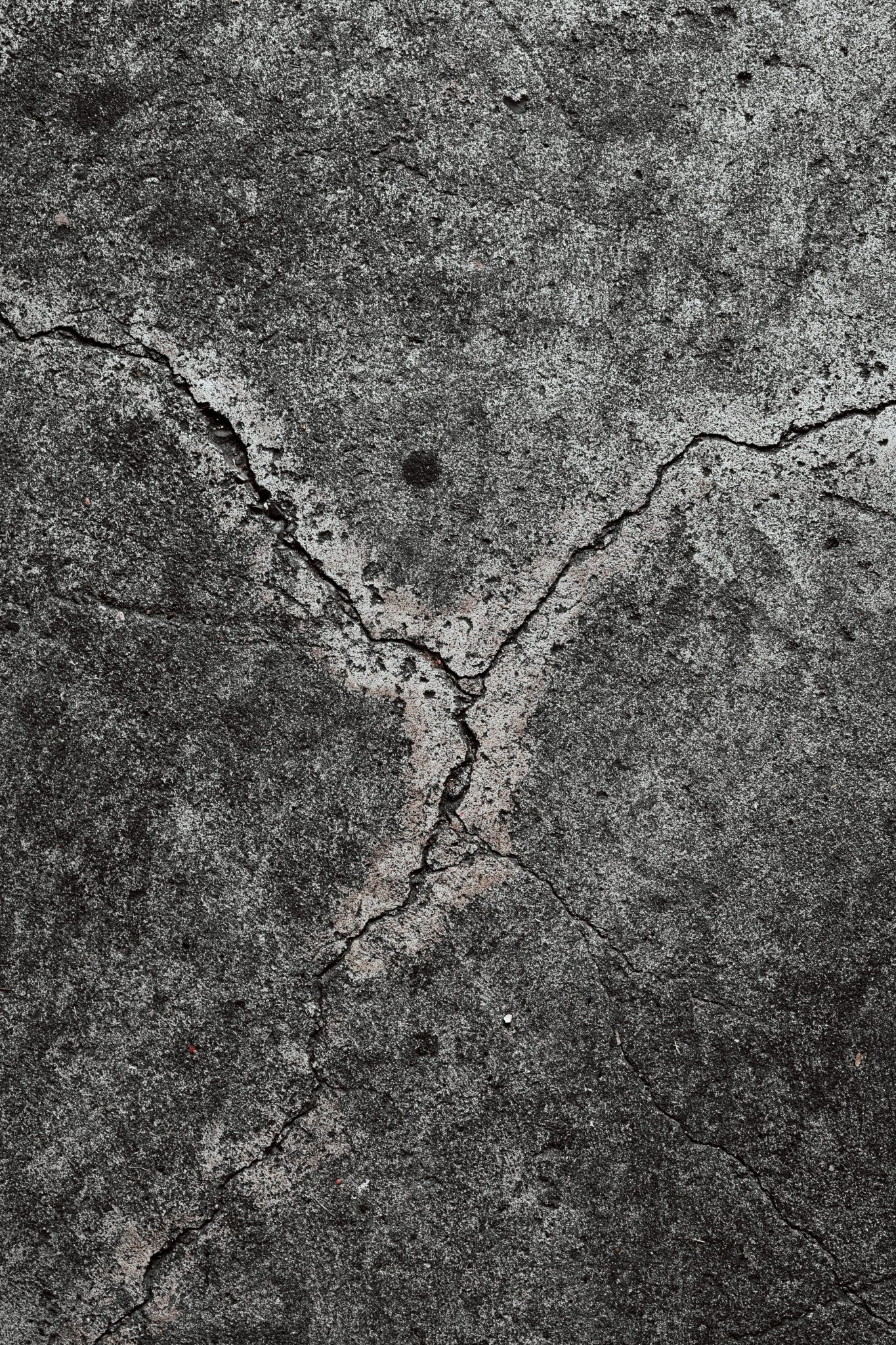 Tori Page'S Artistic Concrete Grinding - gna40er